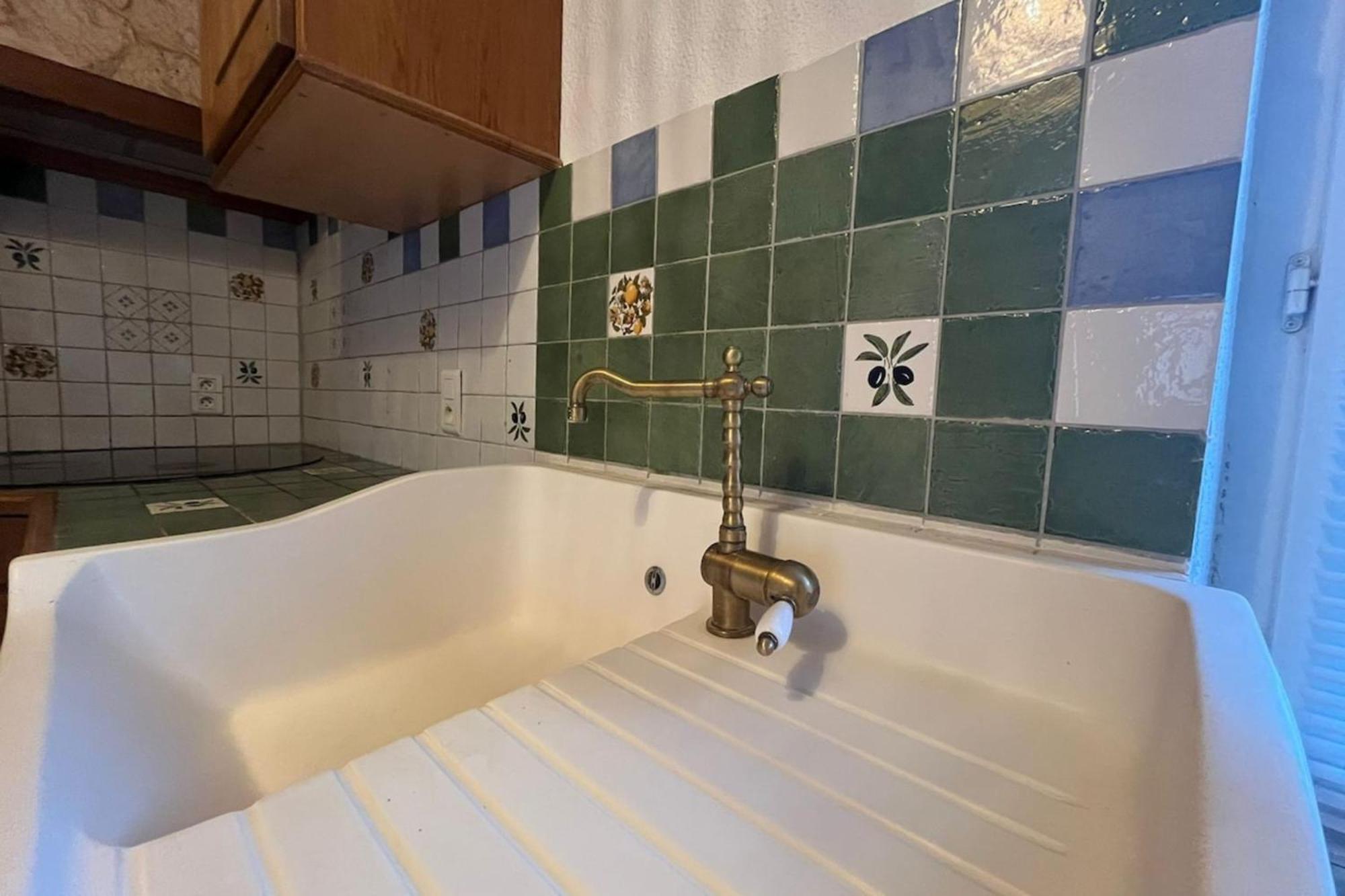 L'Horreum Appartement Proche Des Halles Wifi Narbonne Bagian luar foto
